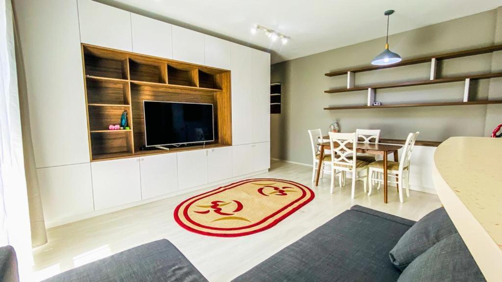 Tudor Central Apartment Mihai Viteazu Square Клуж-Напока Экстерьер фото